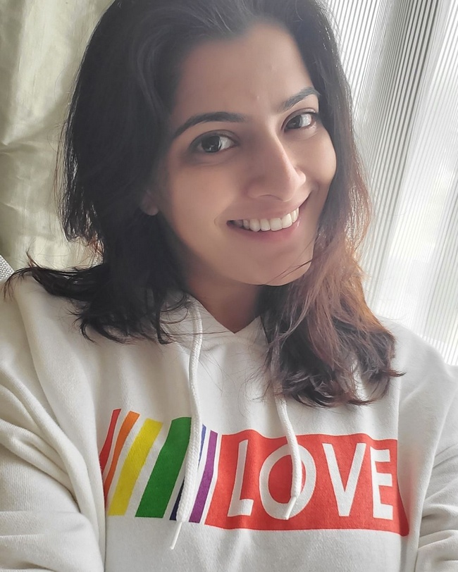 Actress Varalaxmi Sarathkumar New Instagram Pics